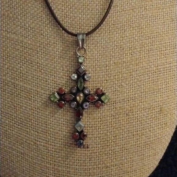 Gemstone necklace   - Picture 2 of 4